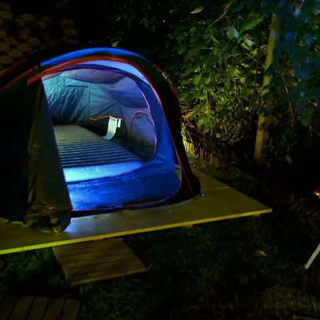 Luxussátor Jeans Backyard Tent Camping Horjul