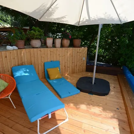 Jeans Backyard Tent Camping Horjul